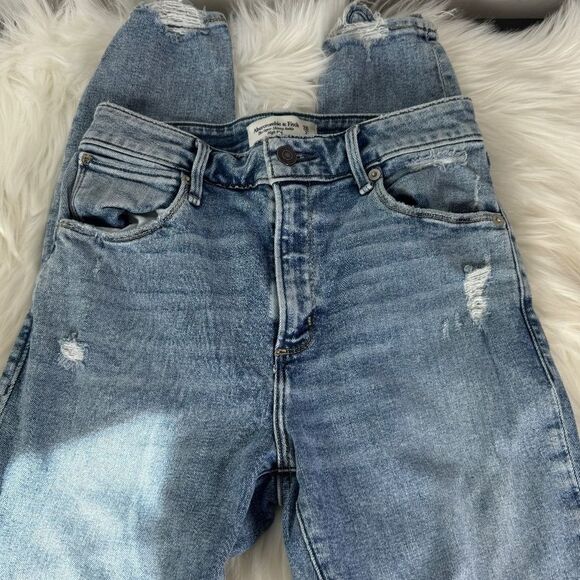 Abercrombie & FitchThe Super Skinny Ankle High Rise Distressed Jeans Sz 26 - Picture 1 of 10